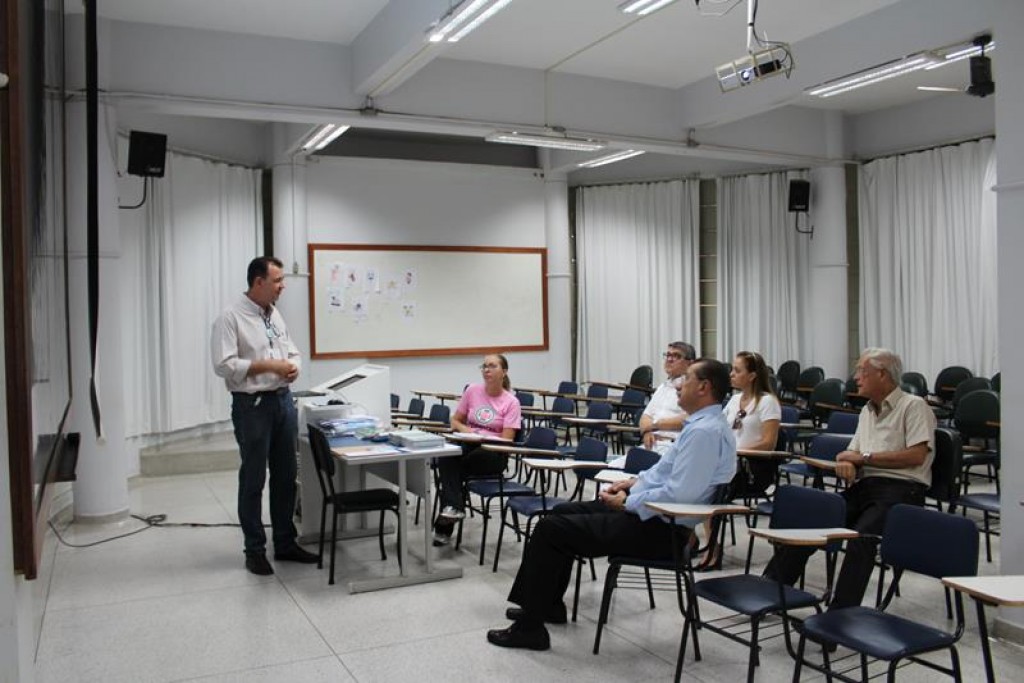 Coordenadora de Responsabilidade Social da COFCO International visita a Radioterapia