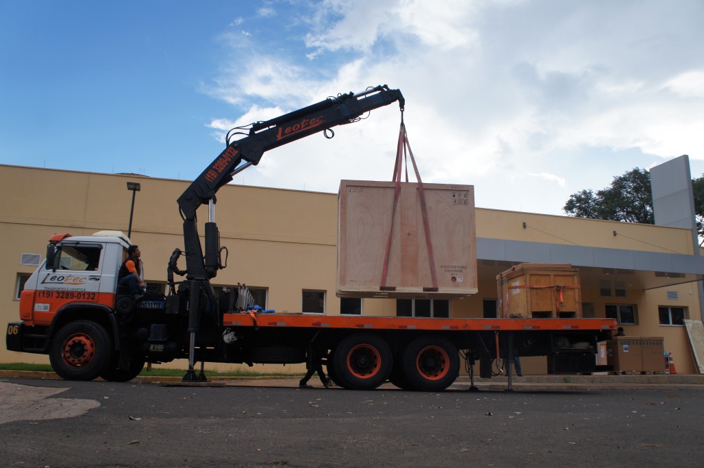 Tomógrafo adquirido para a Radioterapia/HCC chegou nesta segunda 