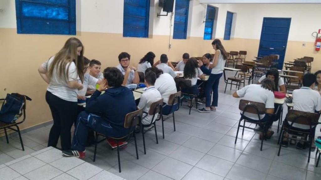 Alunos do Colégio Catanduva aprendem matemática de forma lúdica