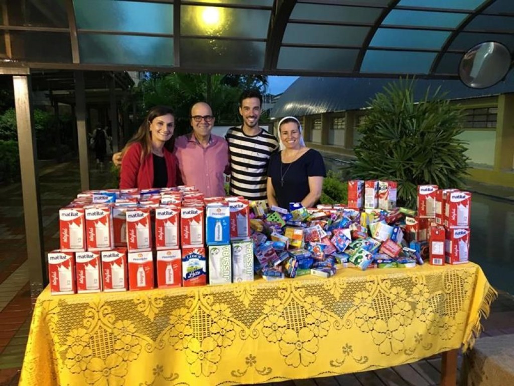 Colegião promove evento com arrecadação de alimentos ao HCC