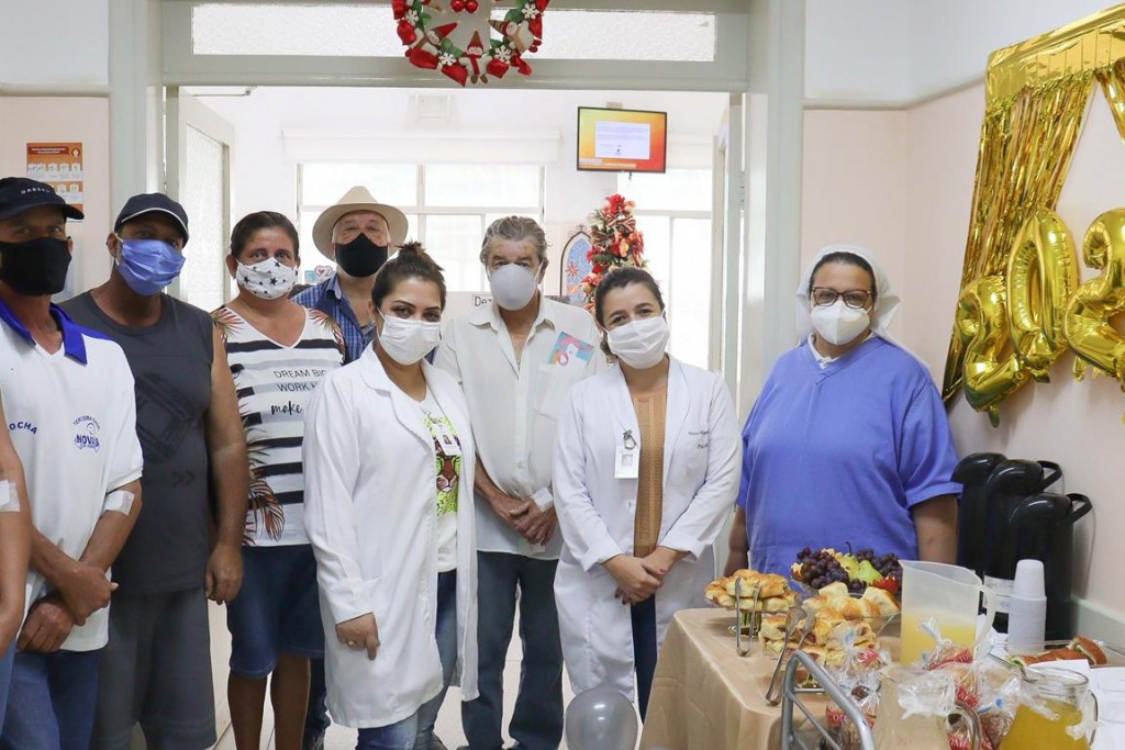 Pacientes da Quimioterapia do HCC têm café da manhã especial