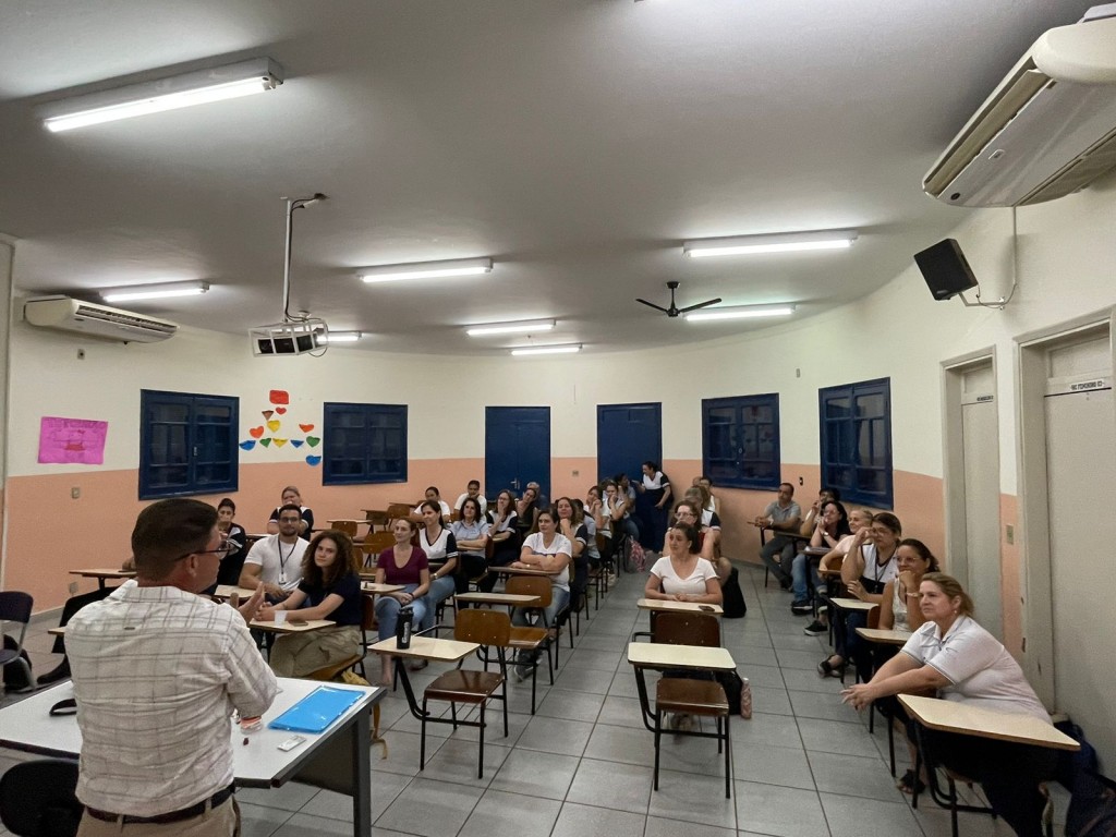 Faeca Junior inicia implantação do Programa 5S no Colégio Catanduva