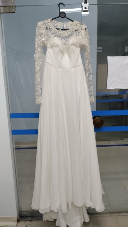 Vestidos Adriano Martin à venda pró HCC