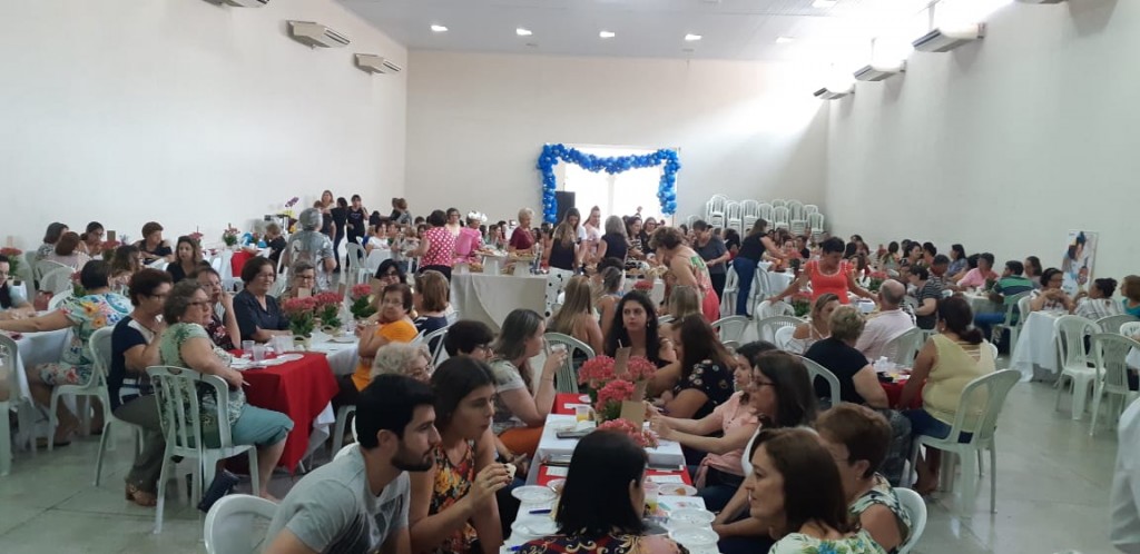 Chá do Bem reuniu 300 pessoas