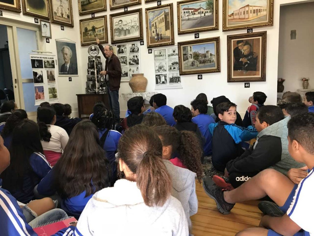 Museu recebe alunos da rede municipal de ensino