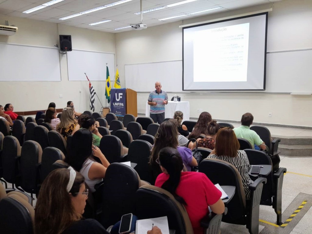 AME Catanduva oferece capacitação a profissionais da Atenção Primária