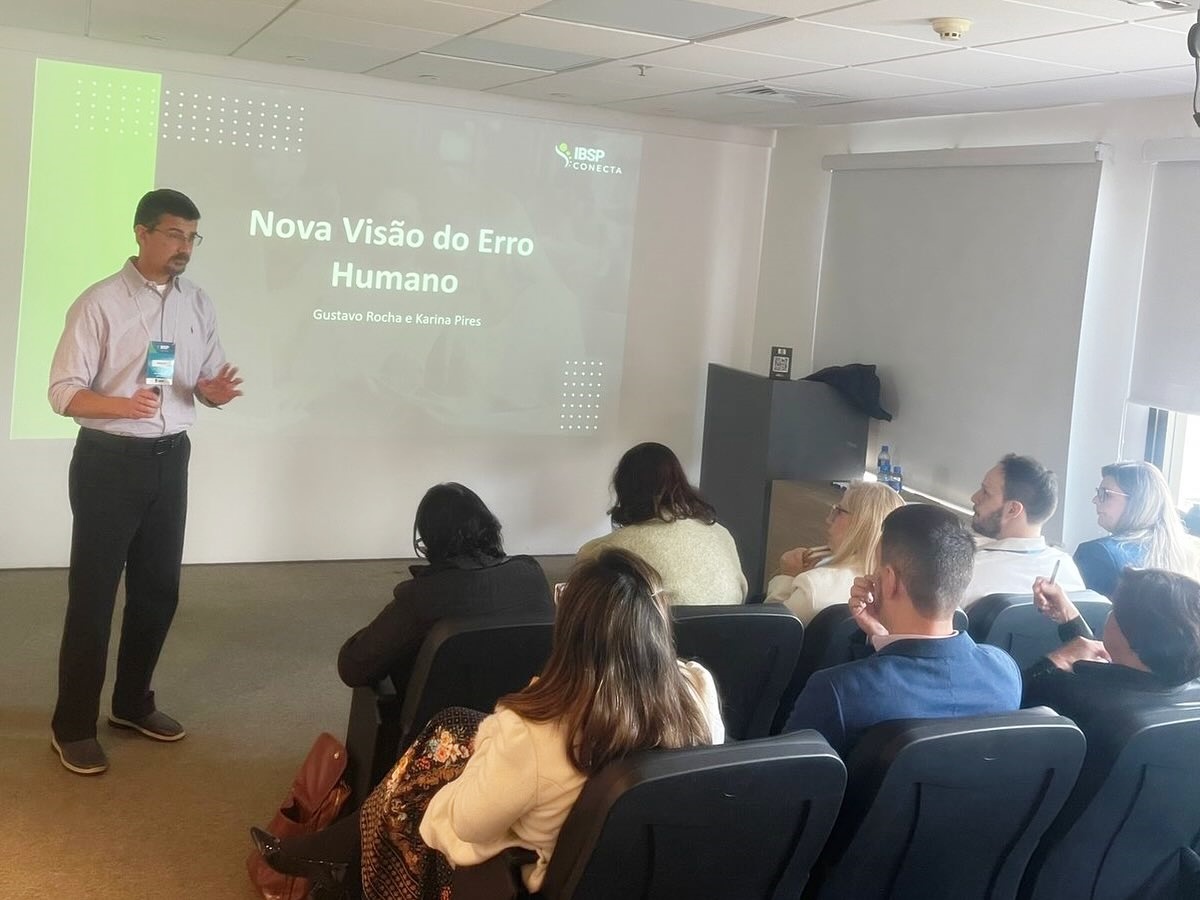 Hospitais da FPA aprendem lições da aviação para fortalecer a segurança do paciente