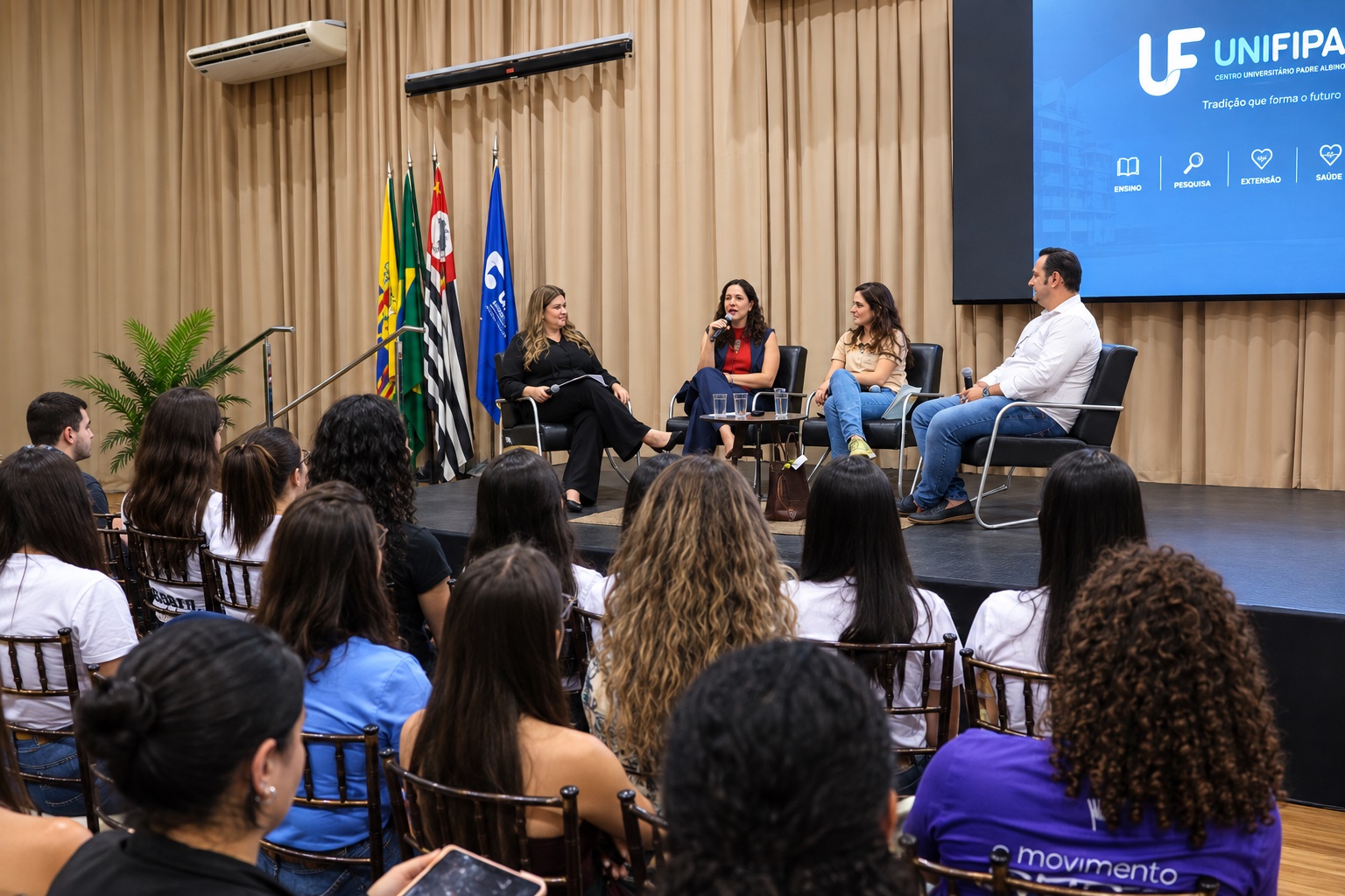 Histórias de empreendedorismo e possibilidades profissionais abrem a Semana da Farmácia Unifipa