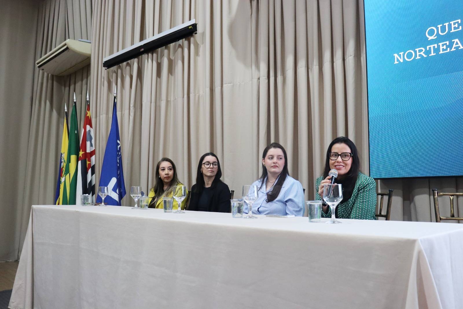 Semana da Enfermagem UNIFIPA promove palestras e debates sobre formação e prática