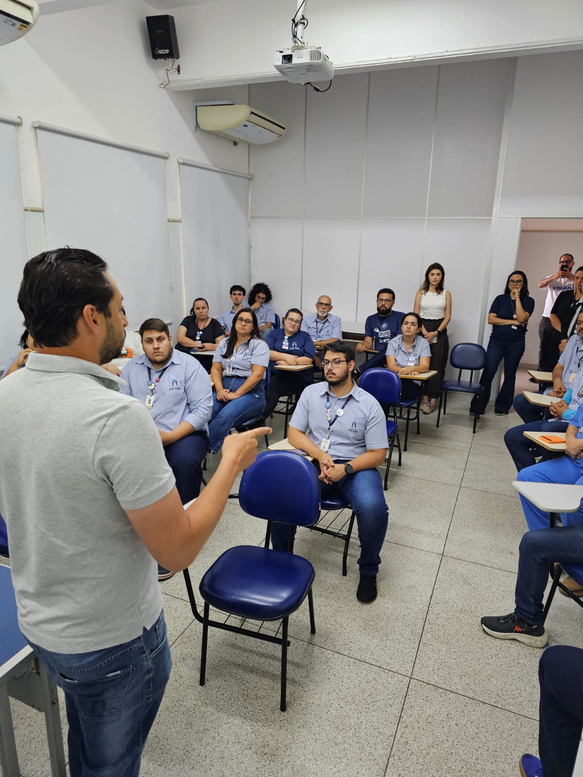 Marco Vinholi visita institucionalmente a Fundação Padre Albino