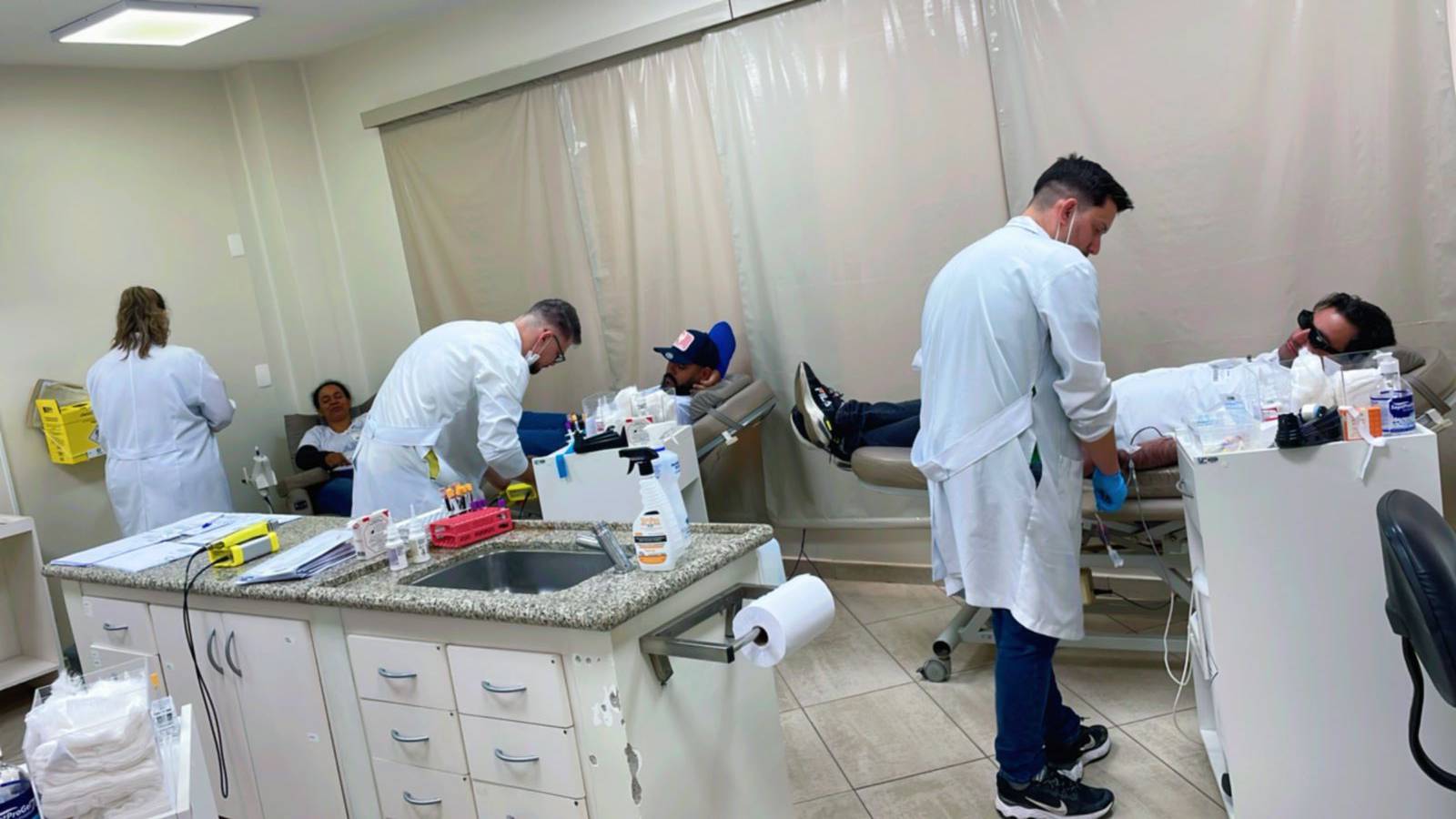Técnico em Enfermagem do Colégio Catanduva realiza ação solidária de doação de sangue