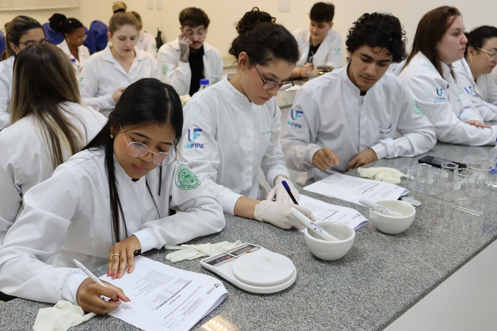 Semana da Farmácia da Unifipa encerra com minicursos e palestra do CRF/SP