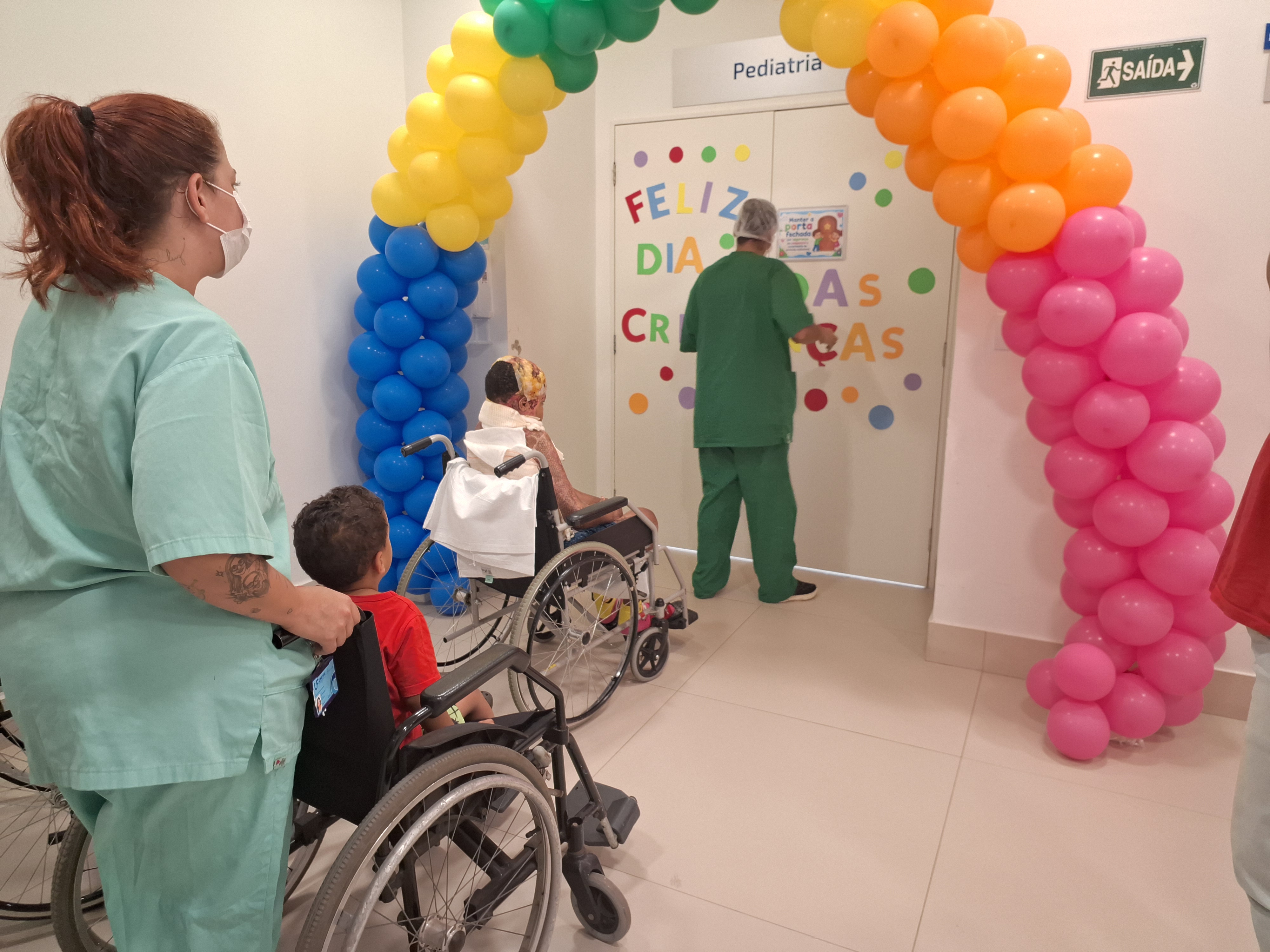 Festa do Dia das Crianças leva alegria aos pequenos internados no HPA