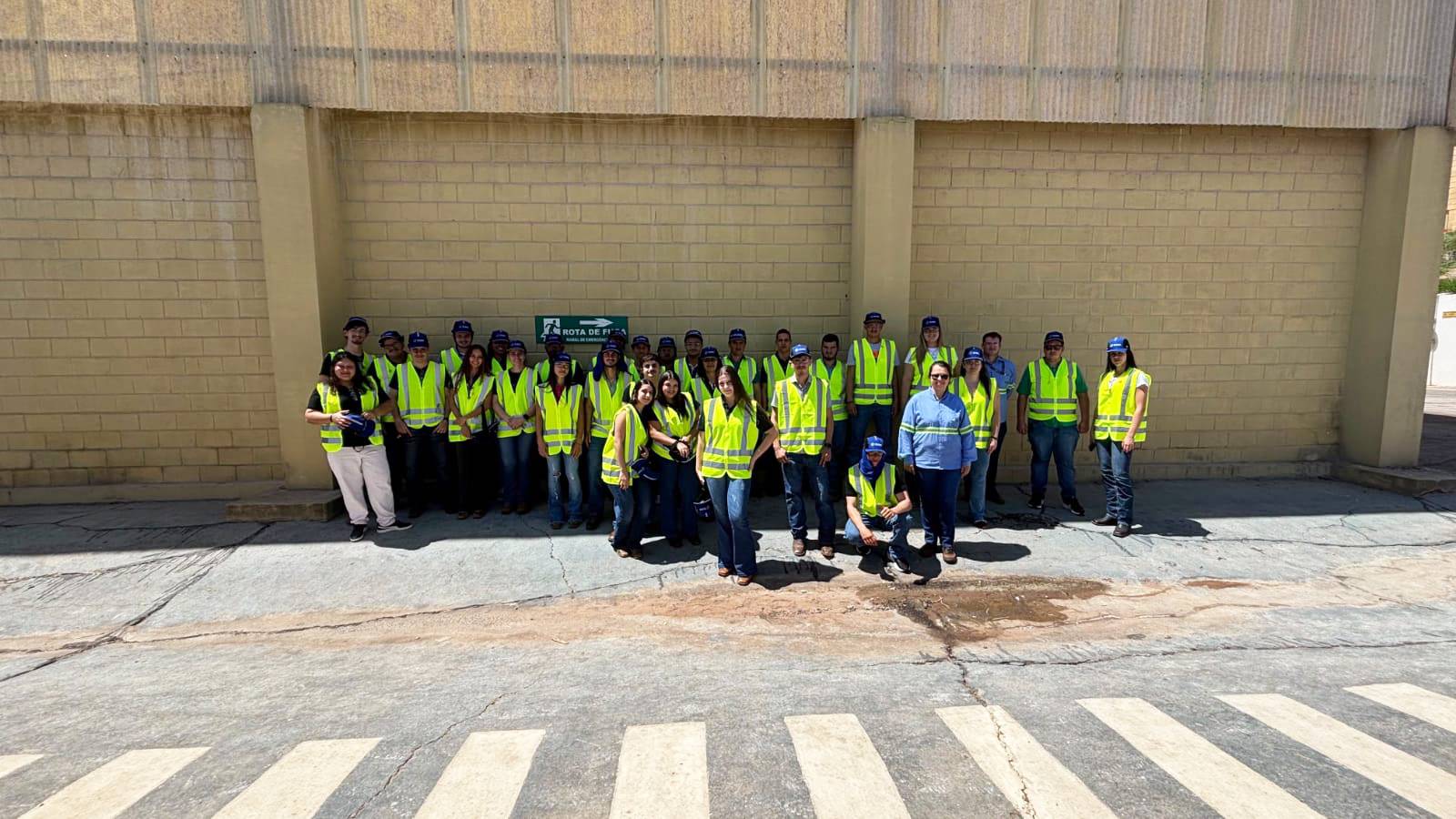 Engenharia Agronômica UNIFIPA realiza visita técnica à Agroindústria Colombo