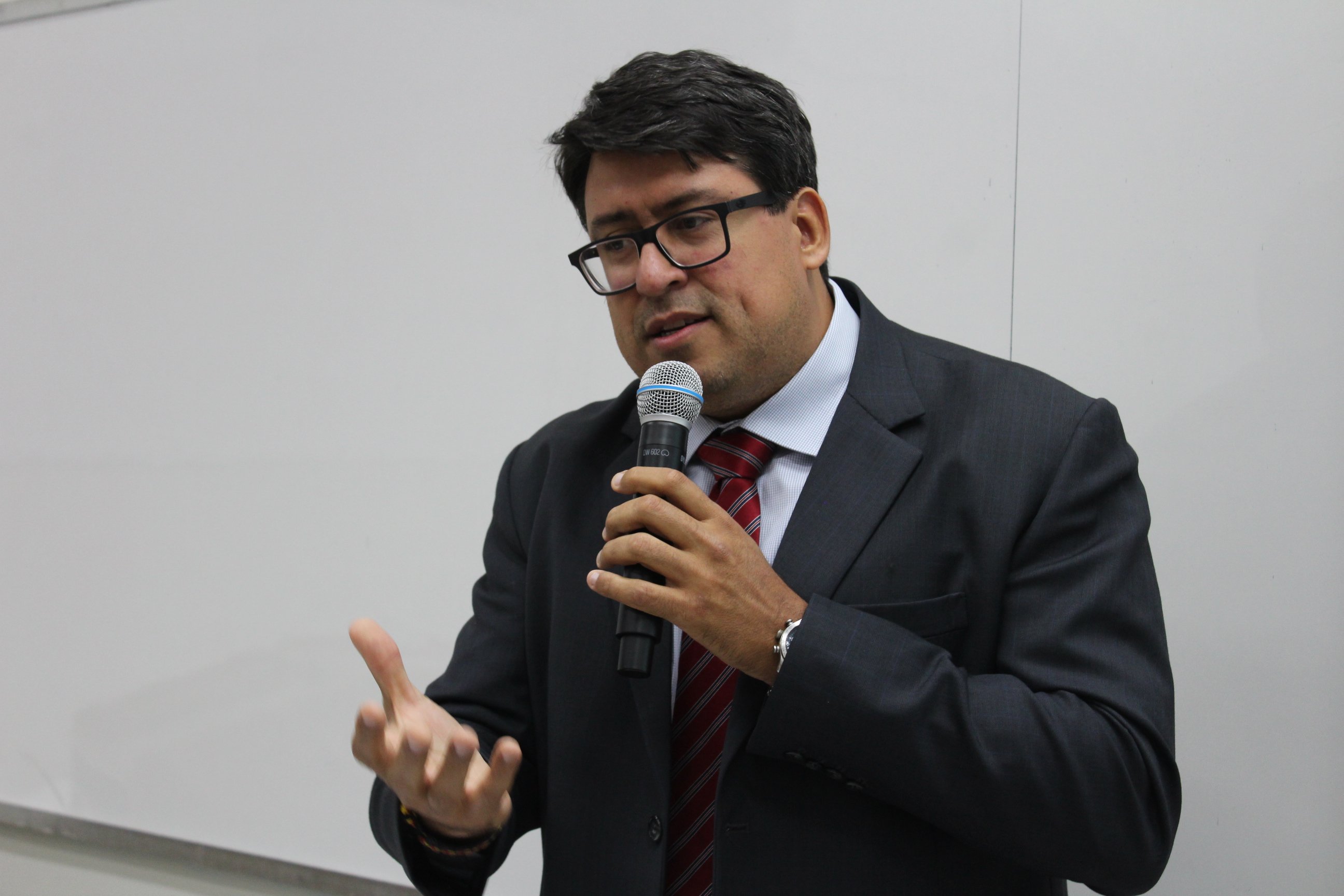 Direito/Unifipa traz filósofo da PUC-SP para debater ética em tempos de inteligência artificial