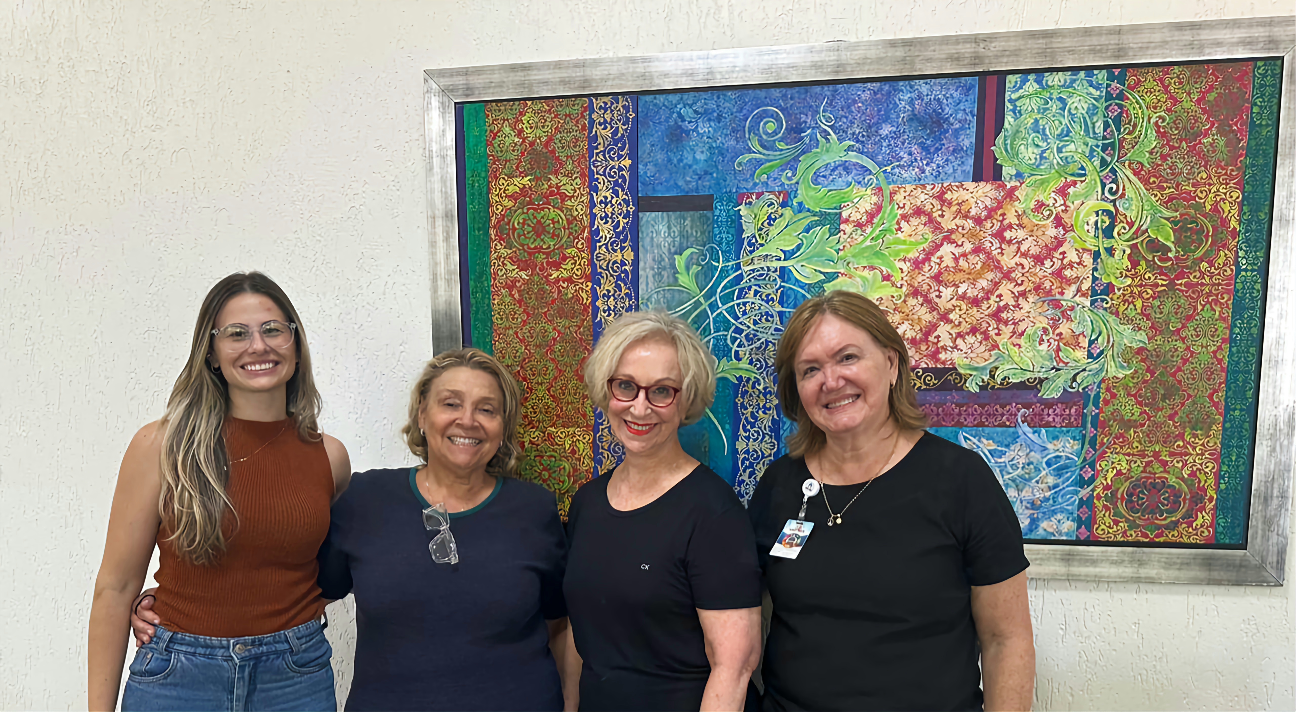 Recanto Monsenhor Albino recebe doação de quadros artísticos