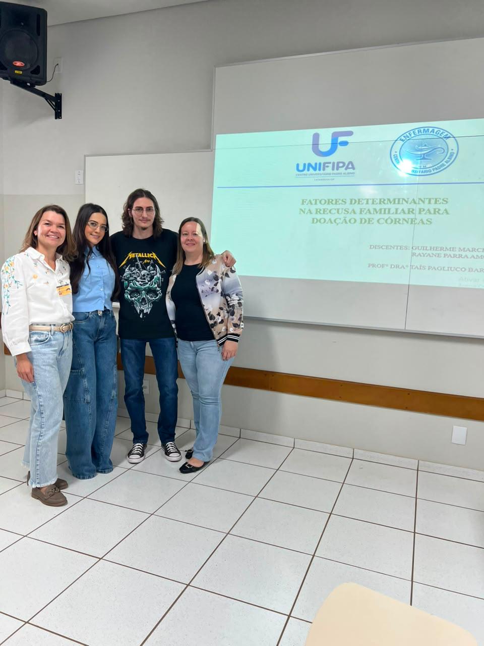 Alunos do 4º ano da Enfermagem UNIFIPA apresentam projetos de TCC em pré-banca