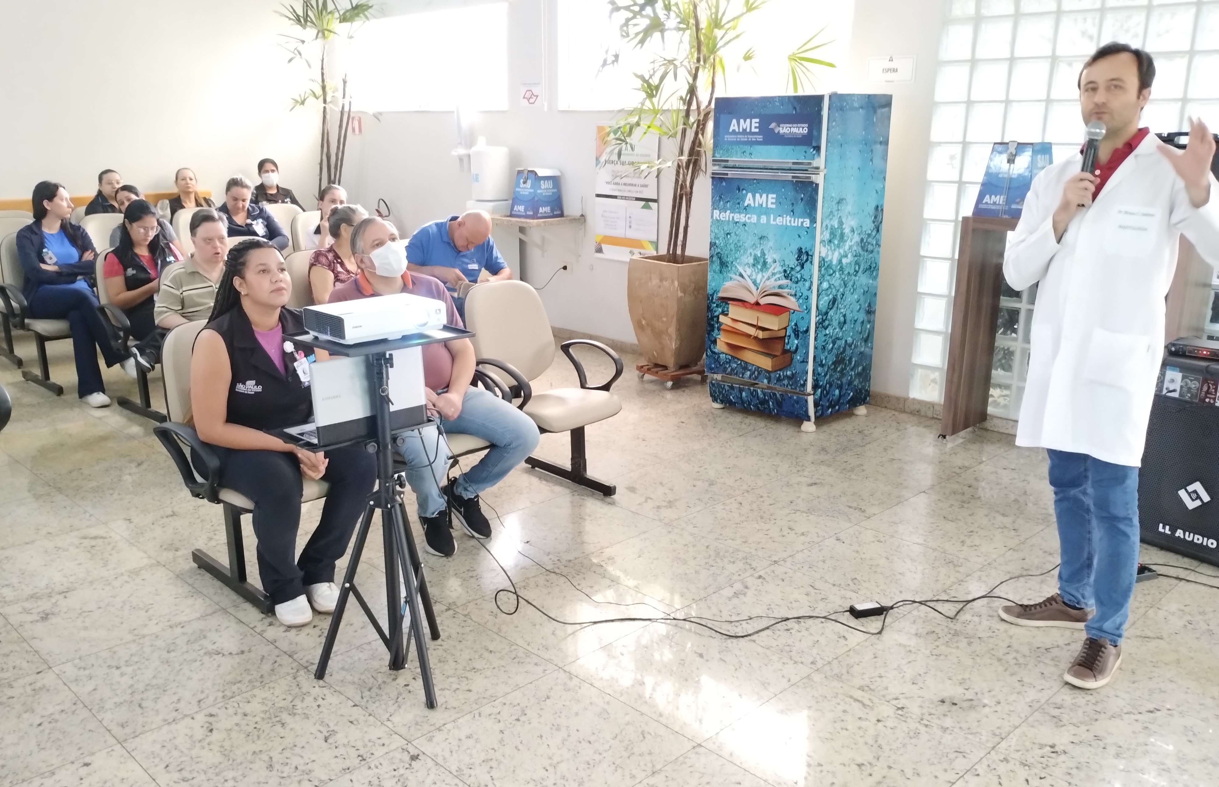 AME promove palestra sobre prevenção do câncer de mama no Outubro Rosa