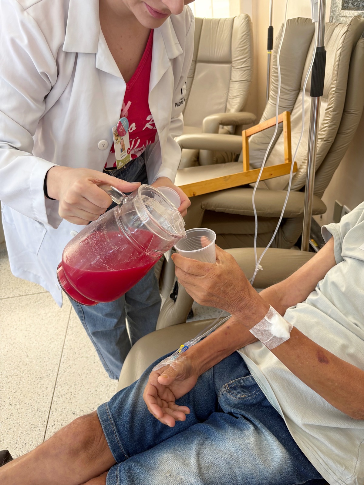 Suco que faz bem: Pacientes do HCC aprendem sobre alimentação saudável no ‘OncoDay’