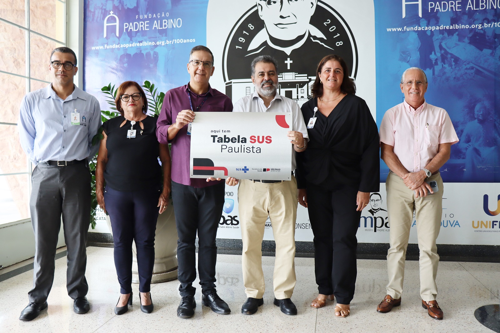 HPA e HEC recebem placa do programa “Aqui tem Tabela SUS Paulista”