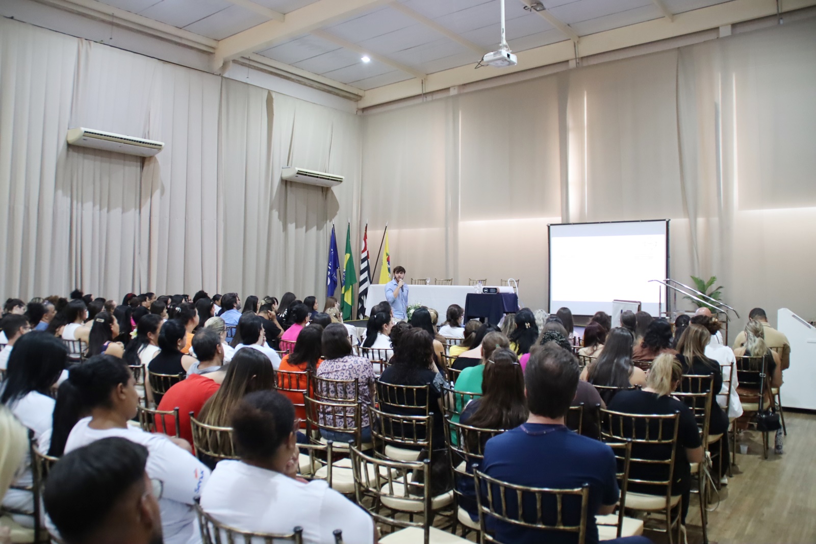 Simpósio na Fundação Padre Albino discute avanços no cuidado com feridas