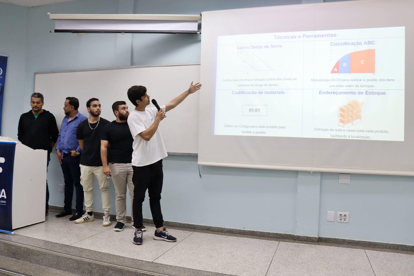 Alunos de Administração da Unifipa apresentam pesquisas e lançam novos projetos em Mostra Acadêmica