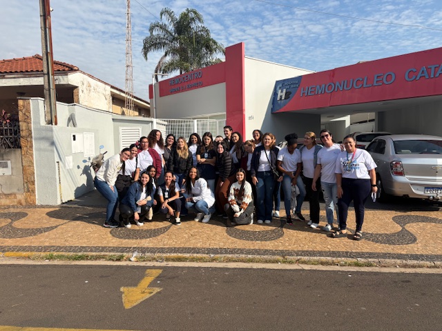 Técnico em Enfermagem do Colégio Catanduva realiza ação no Hemonúcleo