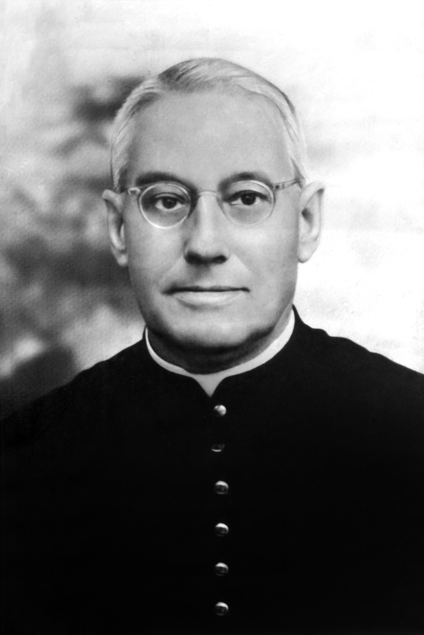 Paróquias da Diocese divulgam Padre Albino nas missas de finais de semana