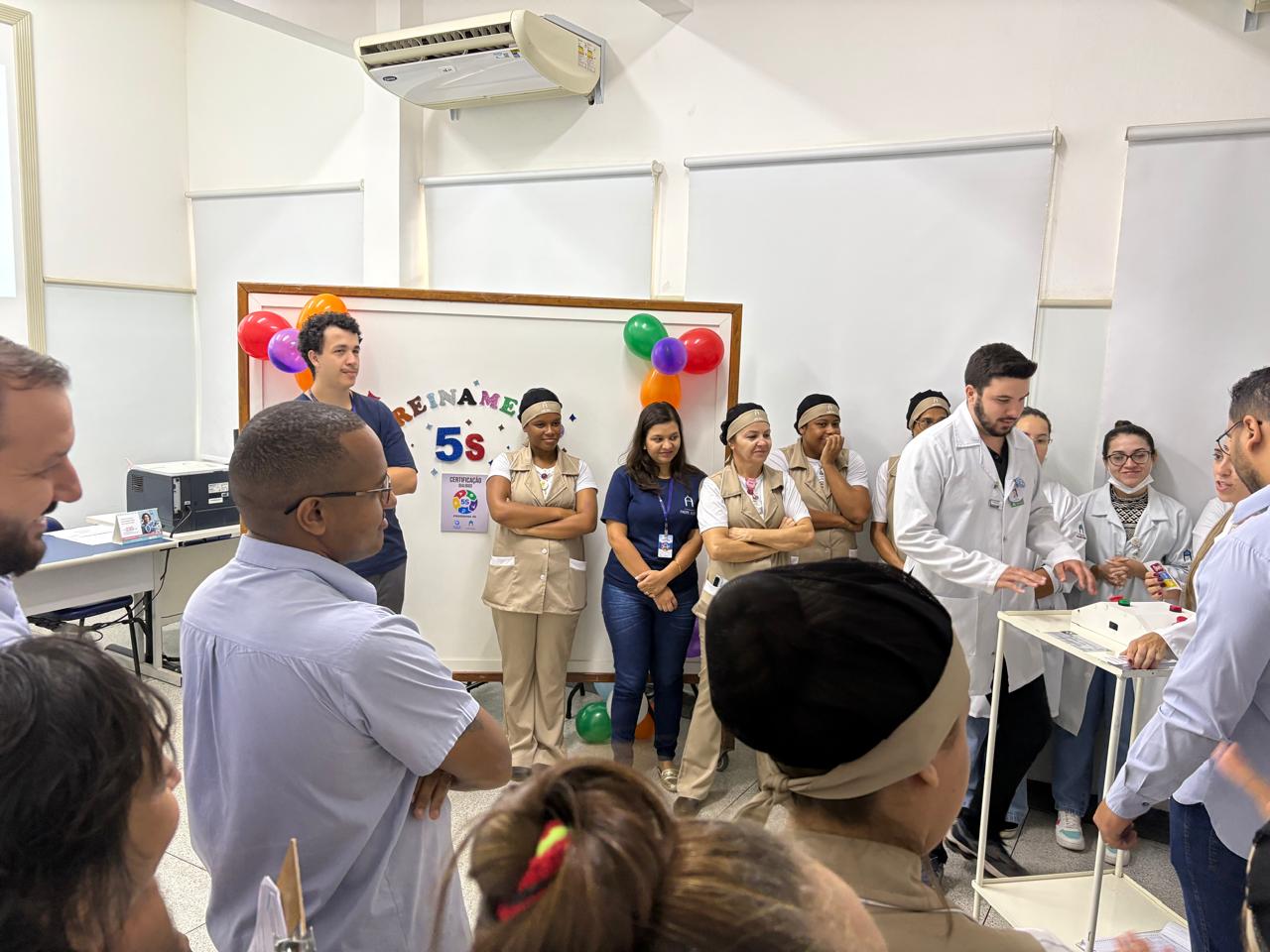 Colaboradores dos hospitais da FPA participam de treinamento focado em metodologia organizacional