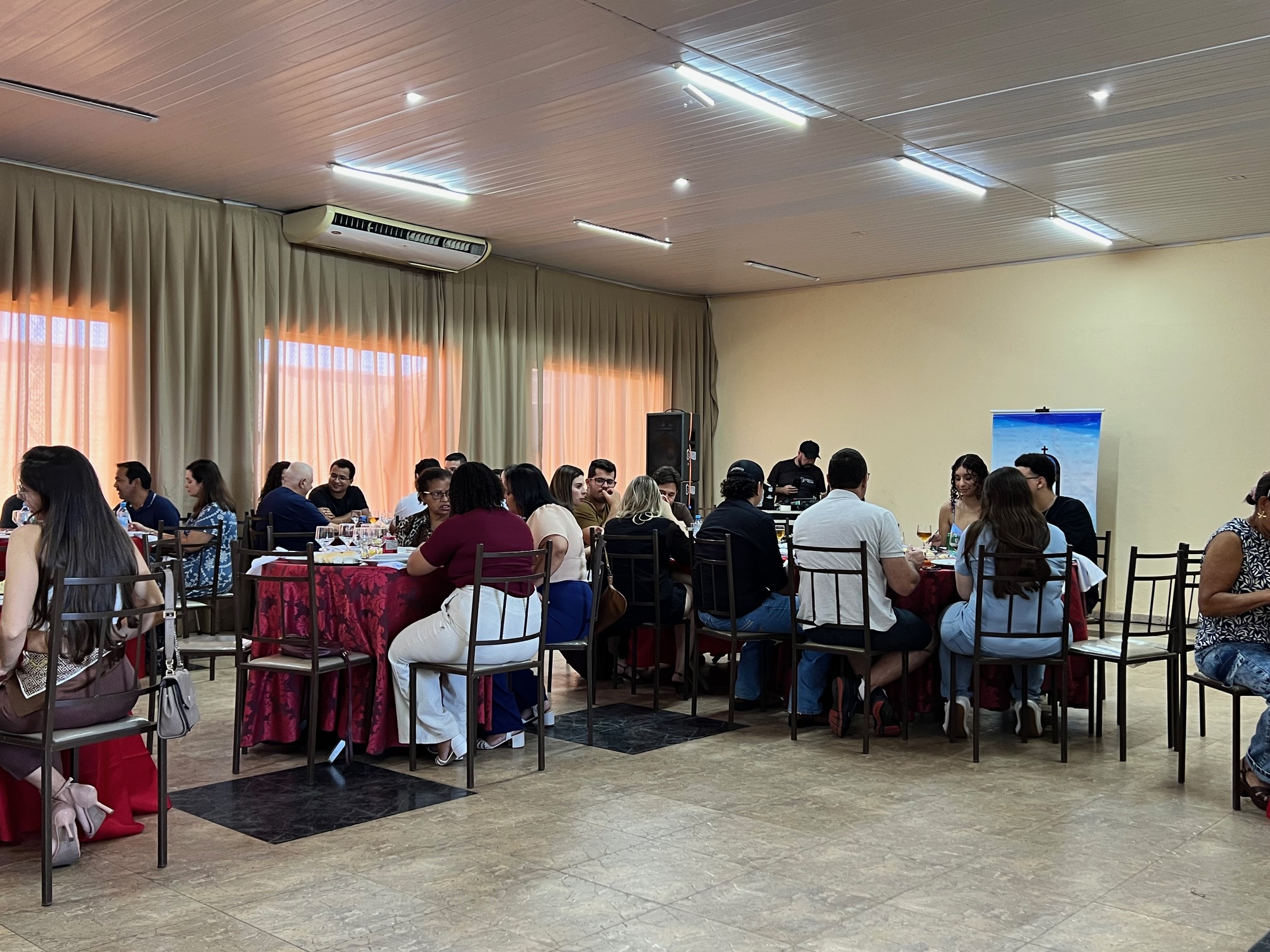 Almoço do Bem reúne mais de 200 pessoas em prol do HCC