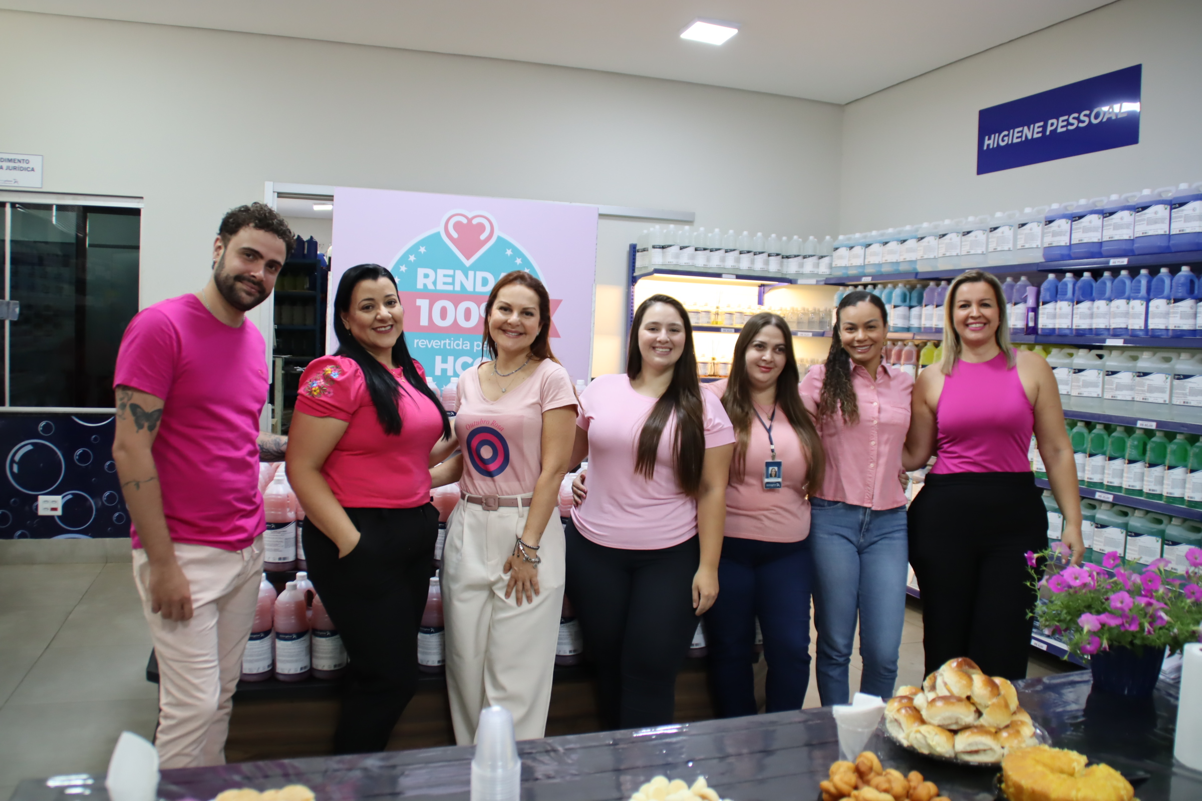 Loja Mustang Pluron lança sabonete especial do Outubro Rosa em prol do HCC
