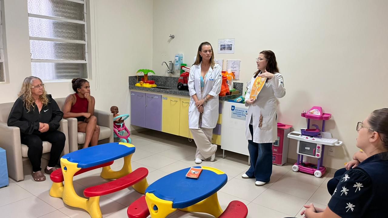 Pediatria do HPA promove ação sobre o Maio Laranja