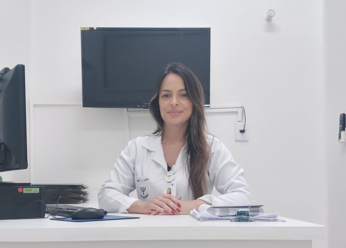 Luto após perdas inesperadas exige cuidado e apoio, reforça psicóloga do HPA