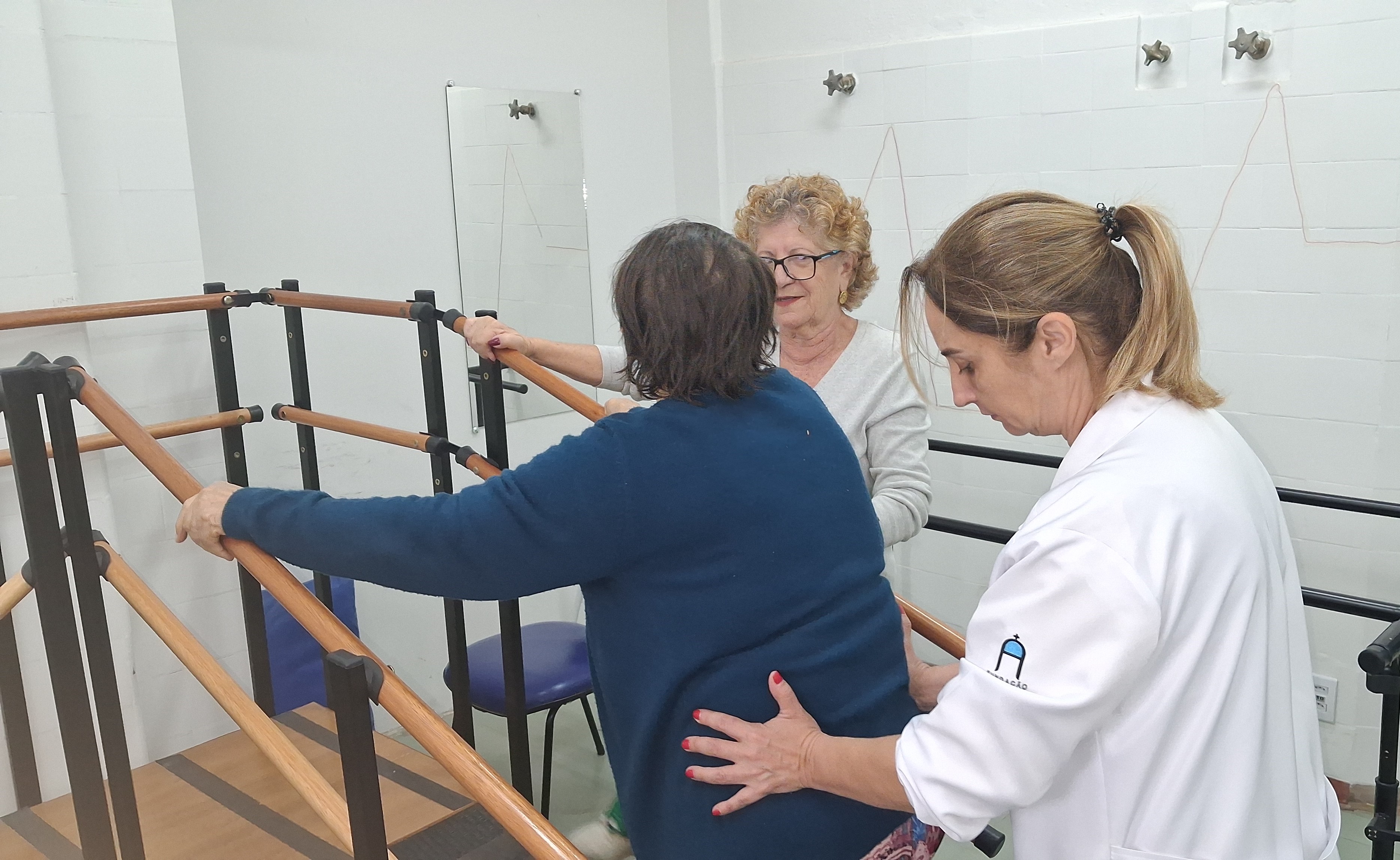HEC mantém atendimentos de fisioterapia para idosos e alcança mais de mil pacientes