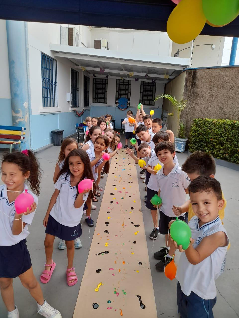 Colégio Catanduva inicia Semana da Criança com atividades lúdicas e criativas