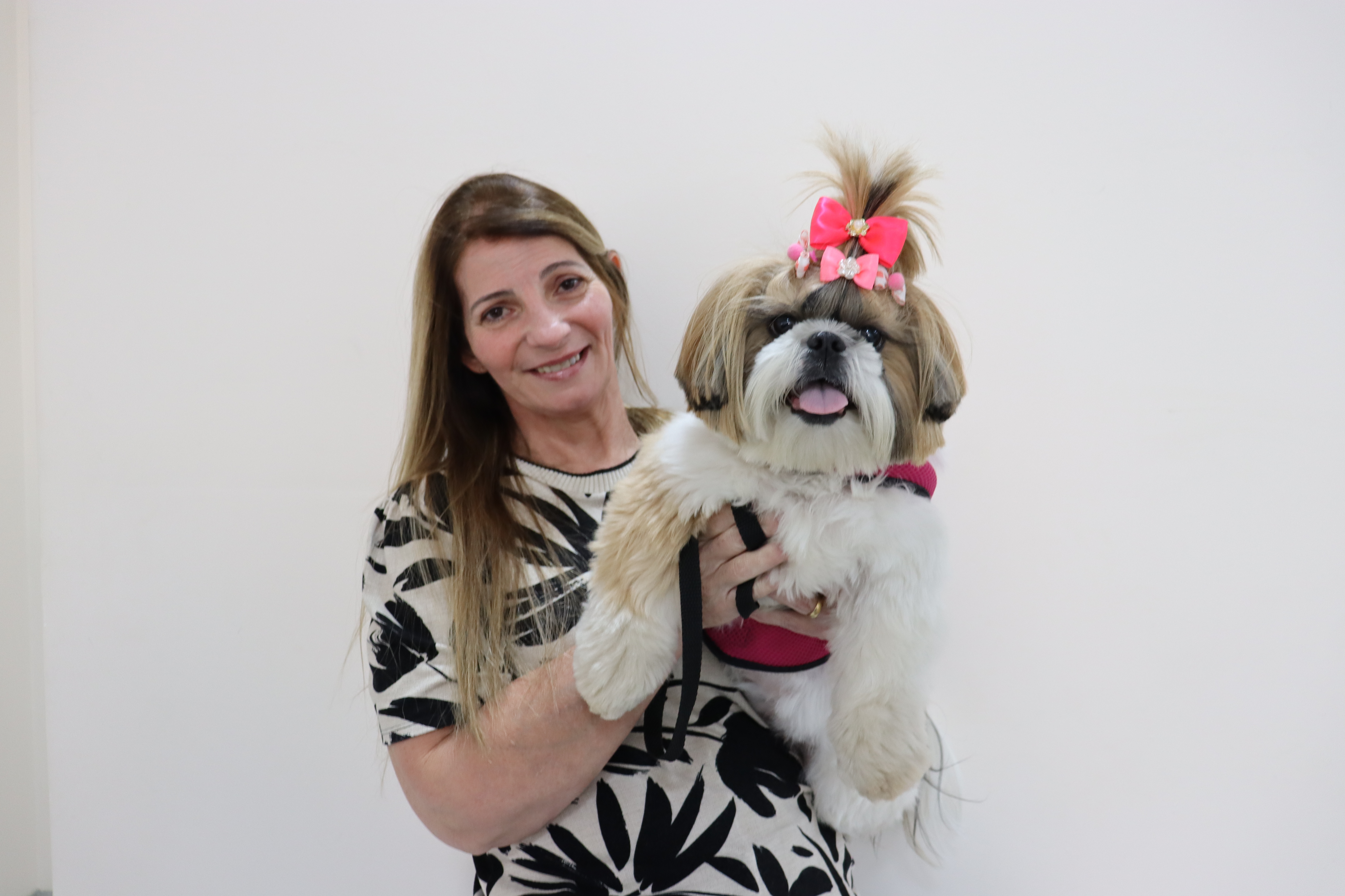 Hospital Emílio Carlos recebe visita especial da cachorrinha Pérola 