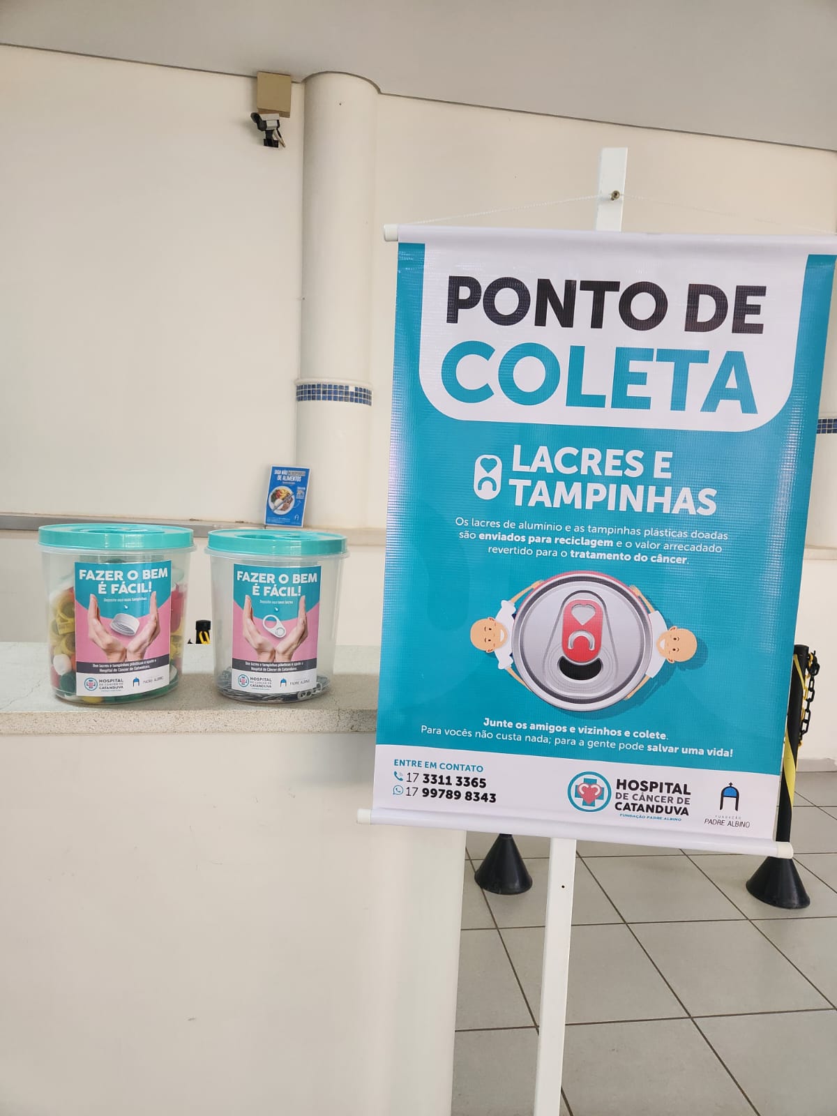 Hospitais Padre Albino e Emílio Carlos instalam potes de coleta de lacres e tampinhas em apoio ao HCC
