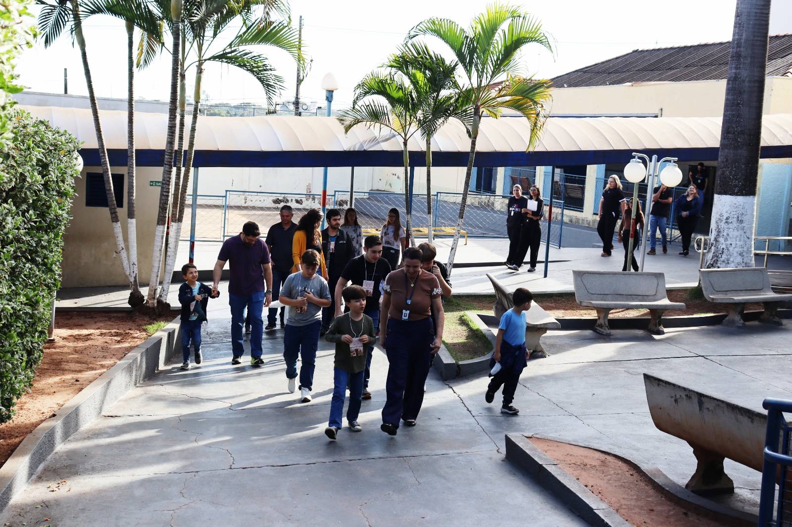 Colégio Catanduva recebe filhos de colaboradores na ação 
