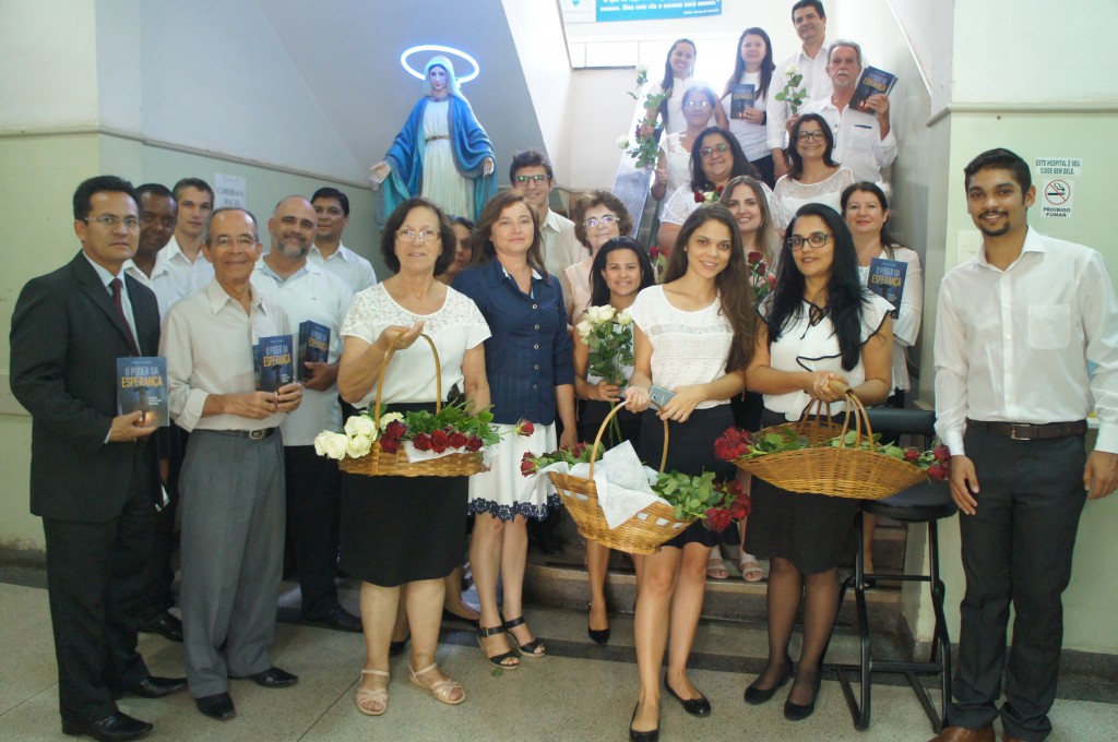 Coral homenageia Mães do Emílio Carlos