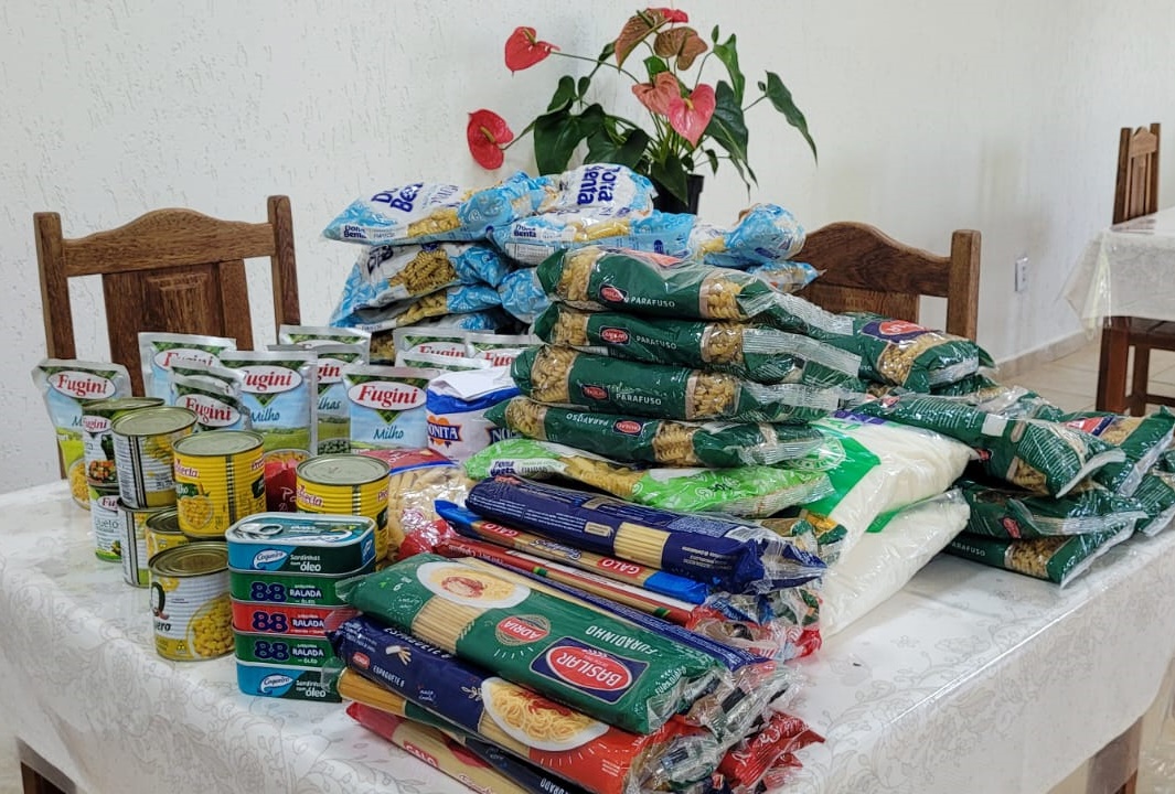 Novena motiva doação de alimentos ao Recanto Monsenhor Albino 
