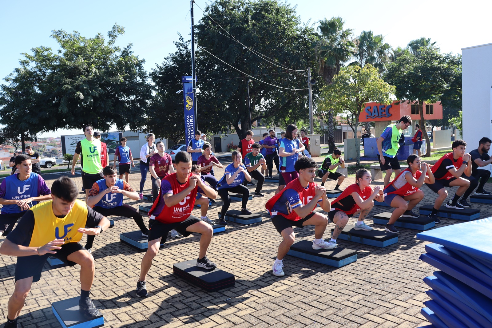 Unifipa promove manhã de prevenção, esporte e integração com a comunidade