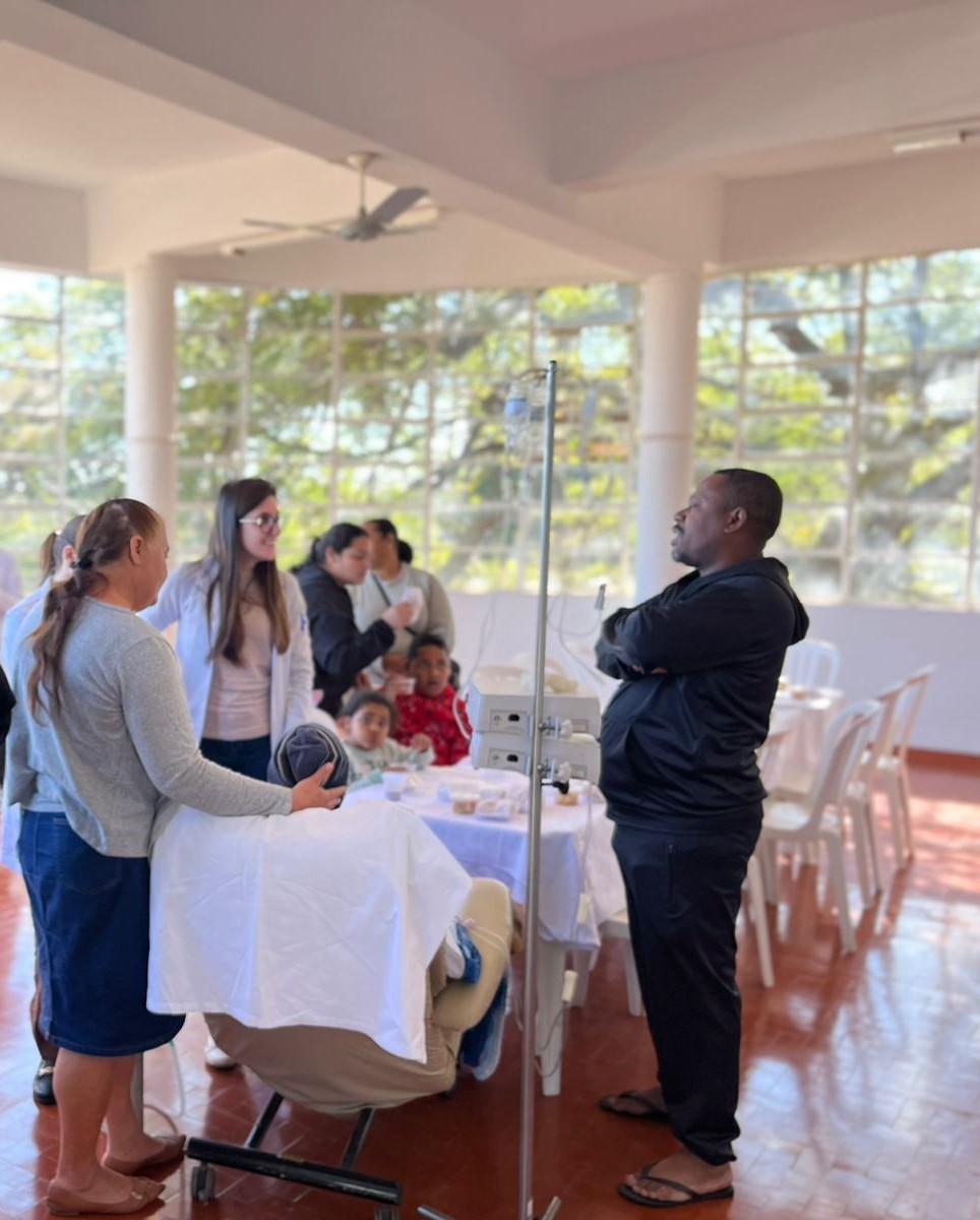 'Amor em Forma de Movimento' promove encontro entre paciente e familiares no Hospital Emílio Carlos