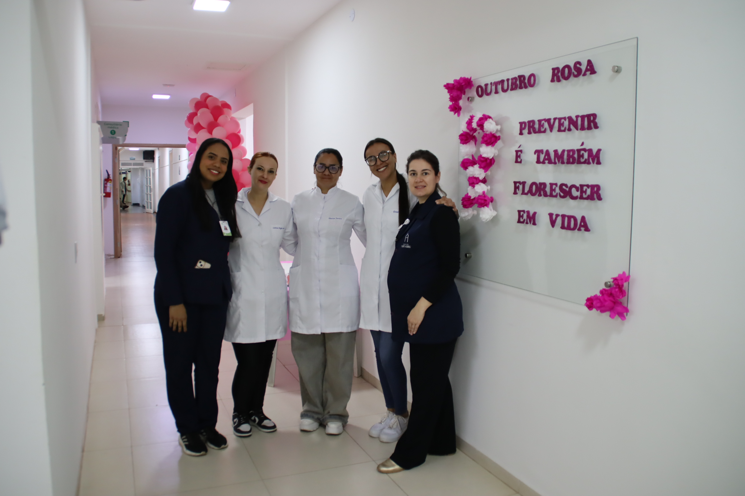 UNIFIPA promove ação de prevenção ao câncer de mama e colo de útero