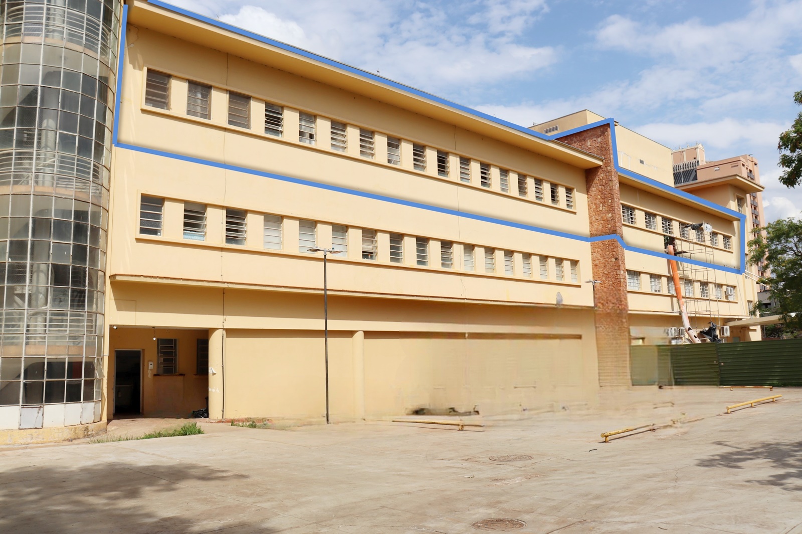 Avançam as obras de reforma da Ala Azul do HEC