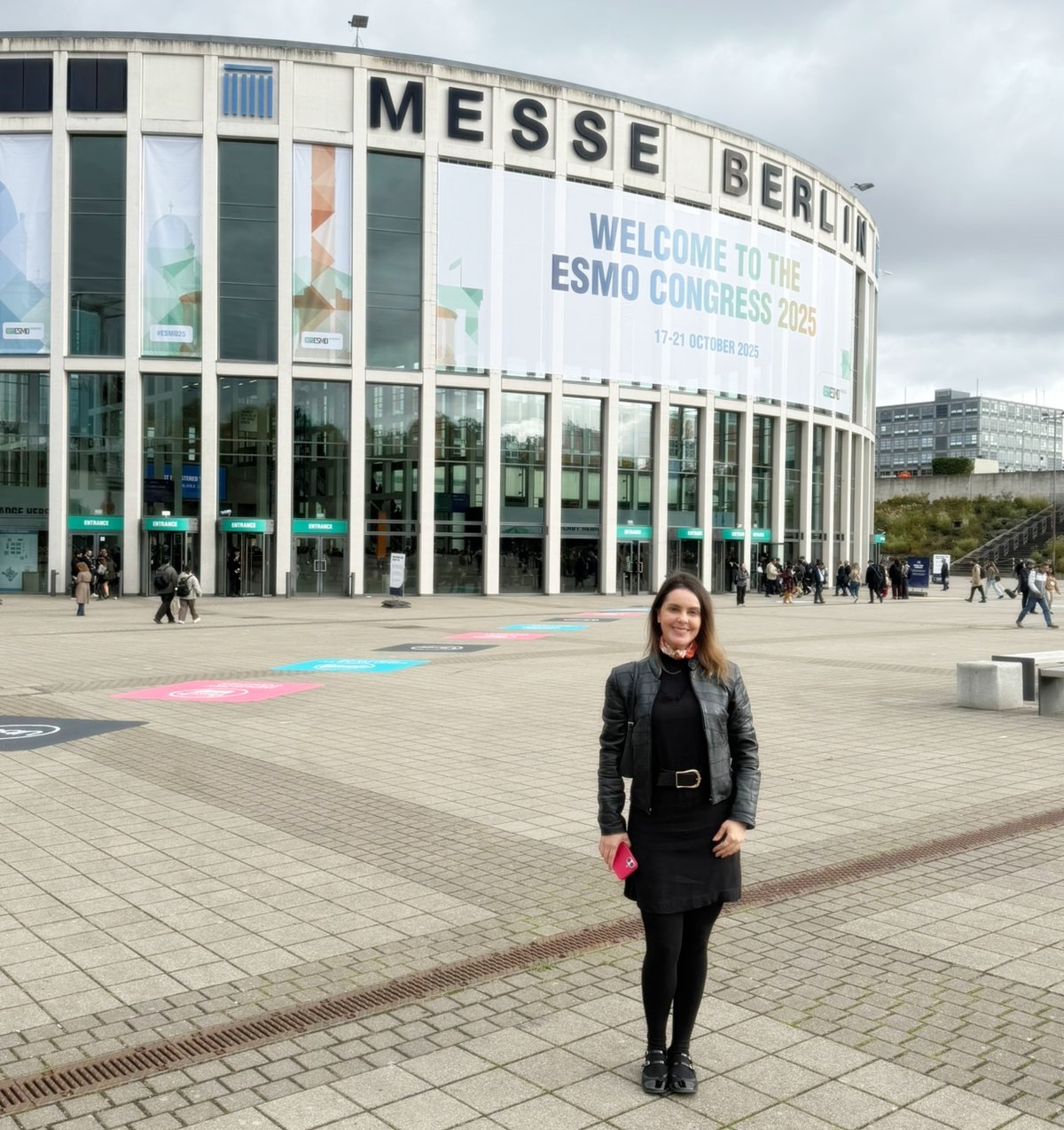 Médica do HCC participa do maior evento global de oncologia na Alemanha