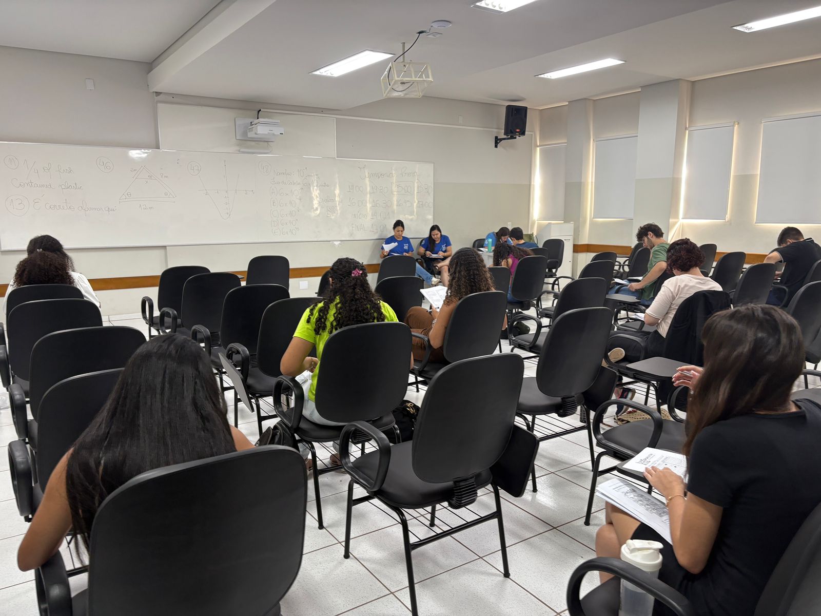 Sala Extra da UNIFIPA/FAMECA aplica prova do Vestibulinho 2026 neste sábado