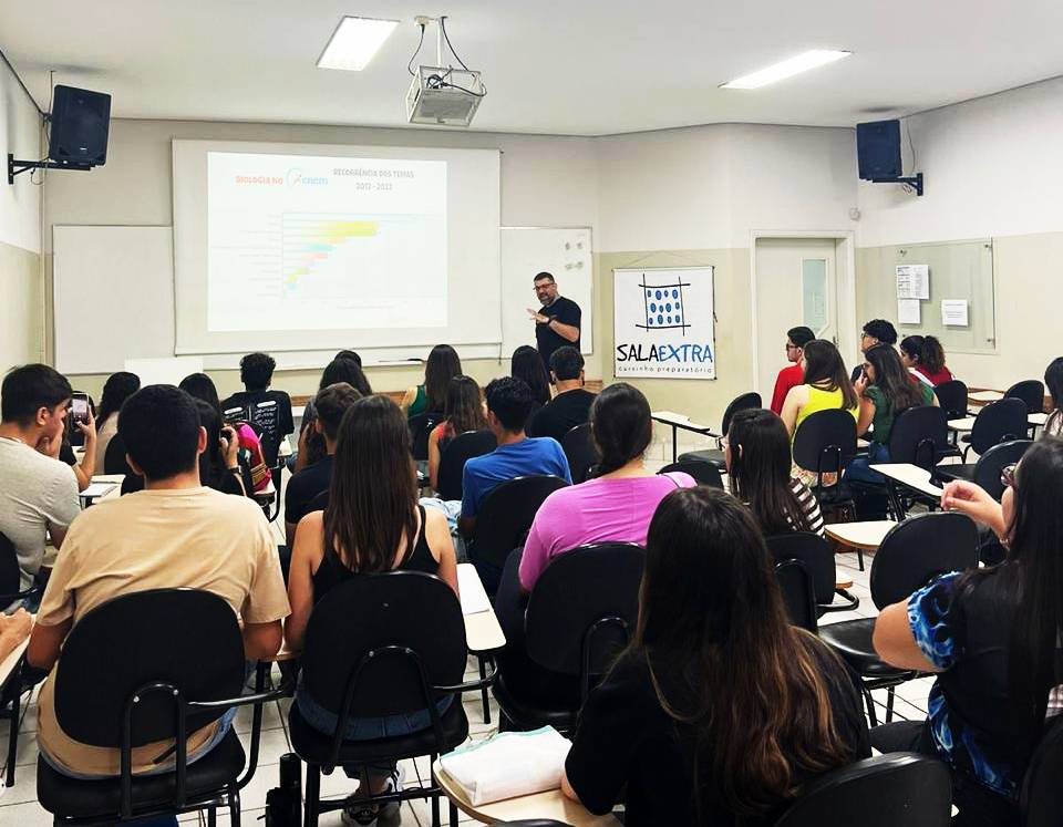 UNIFIPA/FAMECA recebe inscrições para o ‘Aprova Extra 2025’, cursinho com foco no ENEM