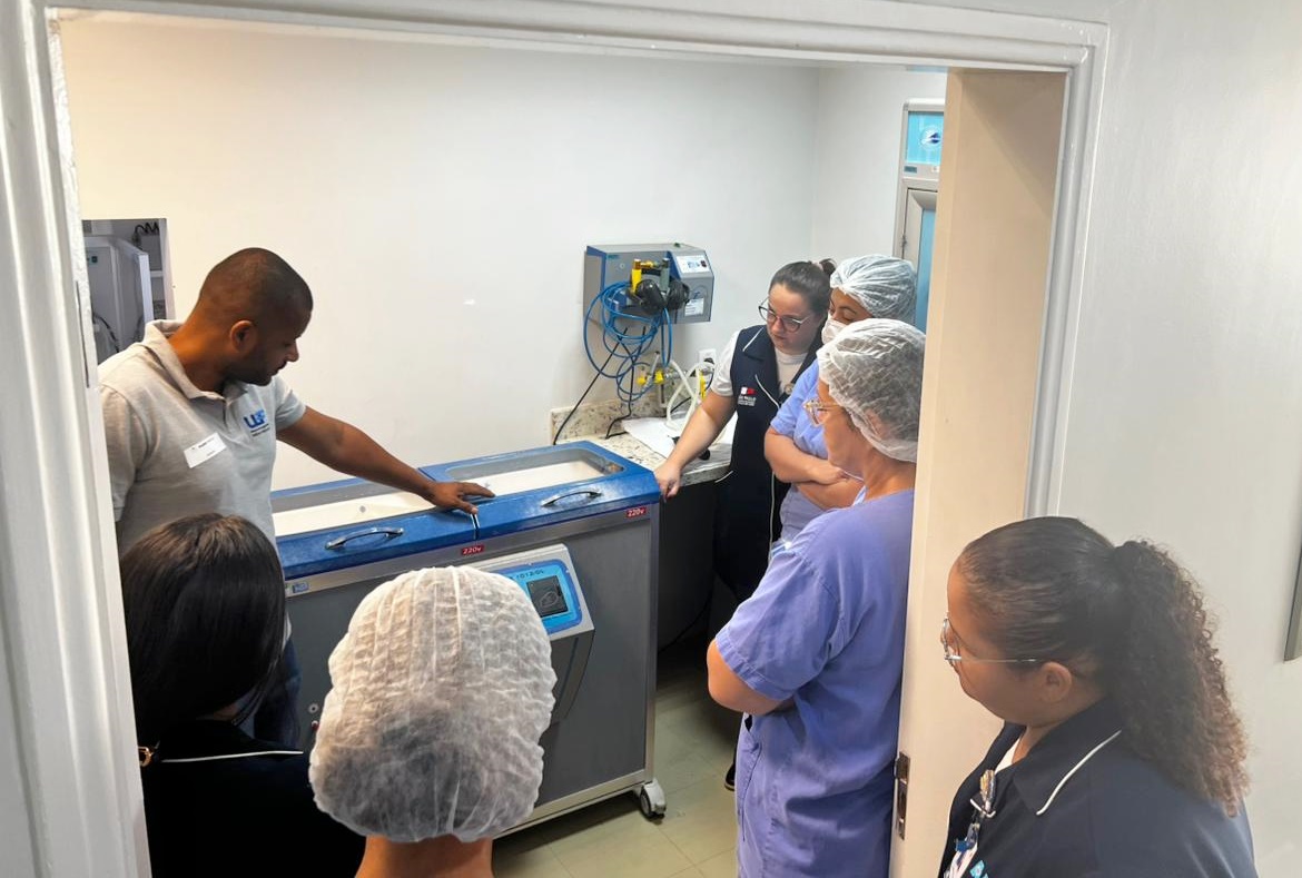 AME promove treinamento da equipe para asseio de endoscópios