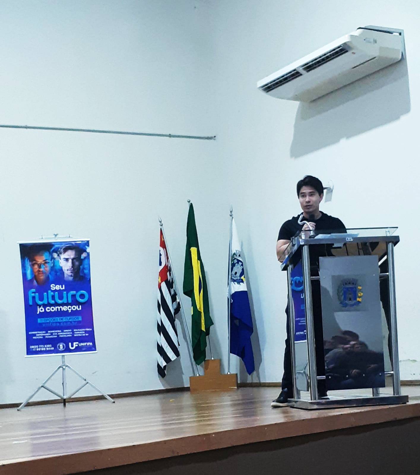 UNIFIPA participa, com palestra, do 1º Encontro do Projeto Girassol em Tabapuã