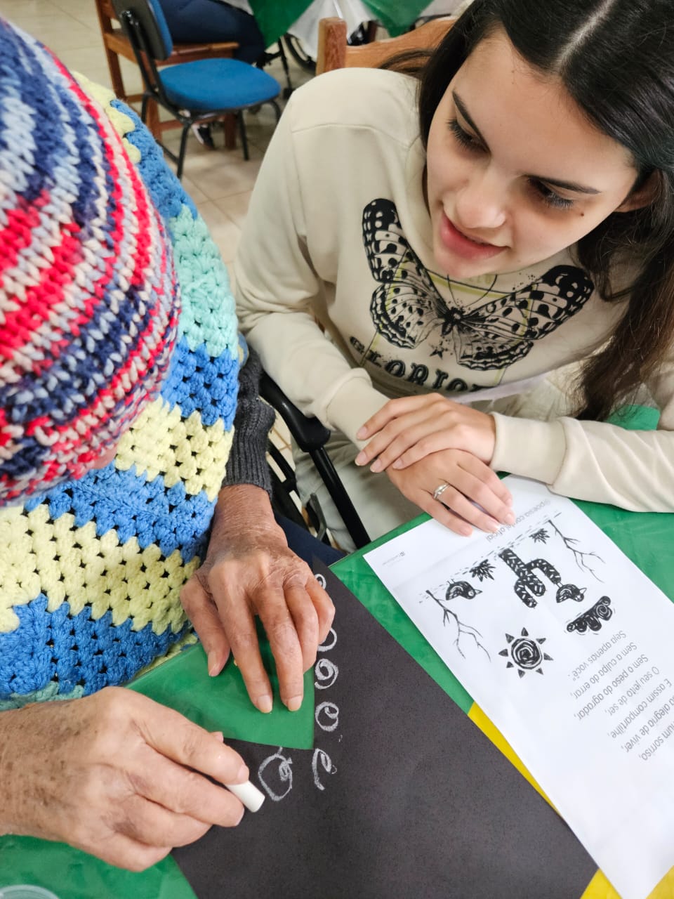 Pedagogia UNIFIPA realiza atividade sobre literatura e cultura popular no Recanto Monsenhor Albino